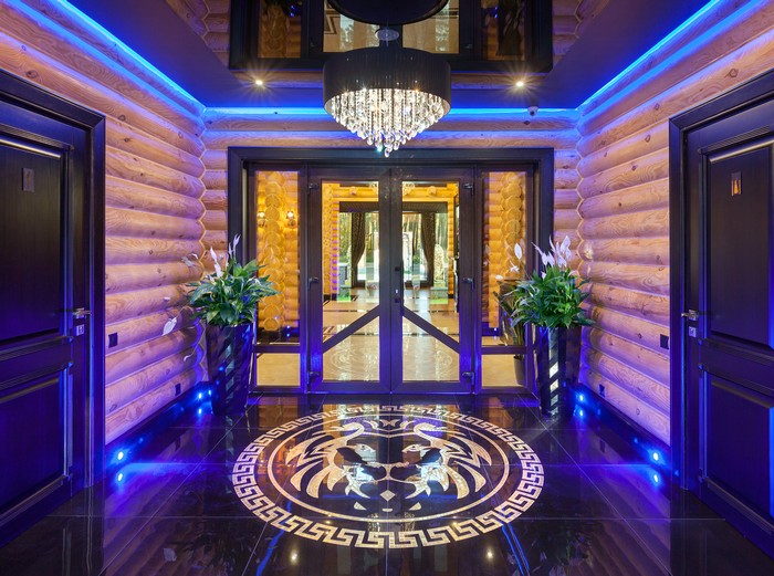 Golden Lion гостинично-ресторанный комплекс